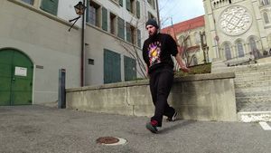 Demi palmspin roulade