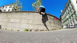 Pop vault